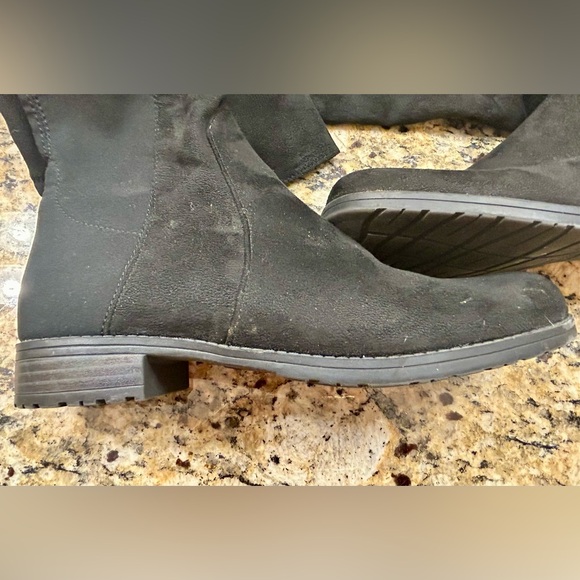 Ladies tall textile boots with elastic backing for stretch. Fit knee - mid knee - Picture 5 of 5